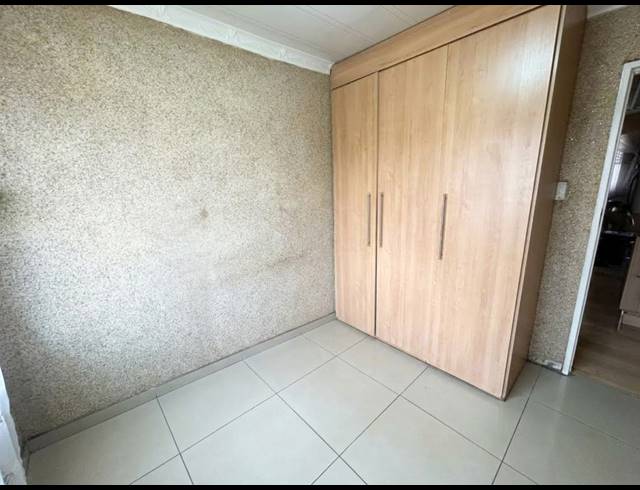 3 BEDROOM HOUSE TO LET IN BEDWORTH PARK